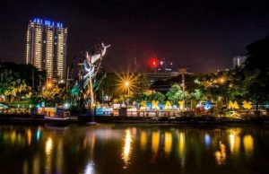 daftar alamat dan email hrd hotel di surabaya